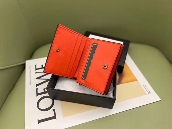 グッチ財布コピー着用イメージ